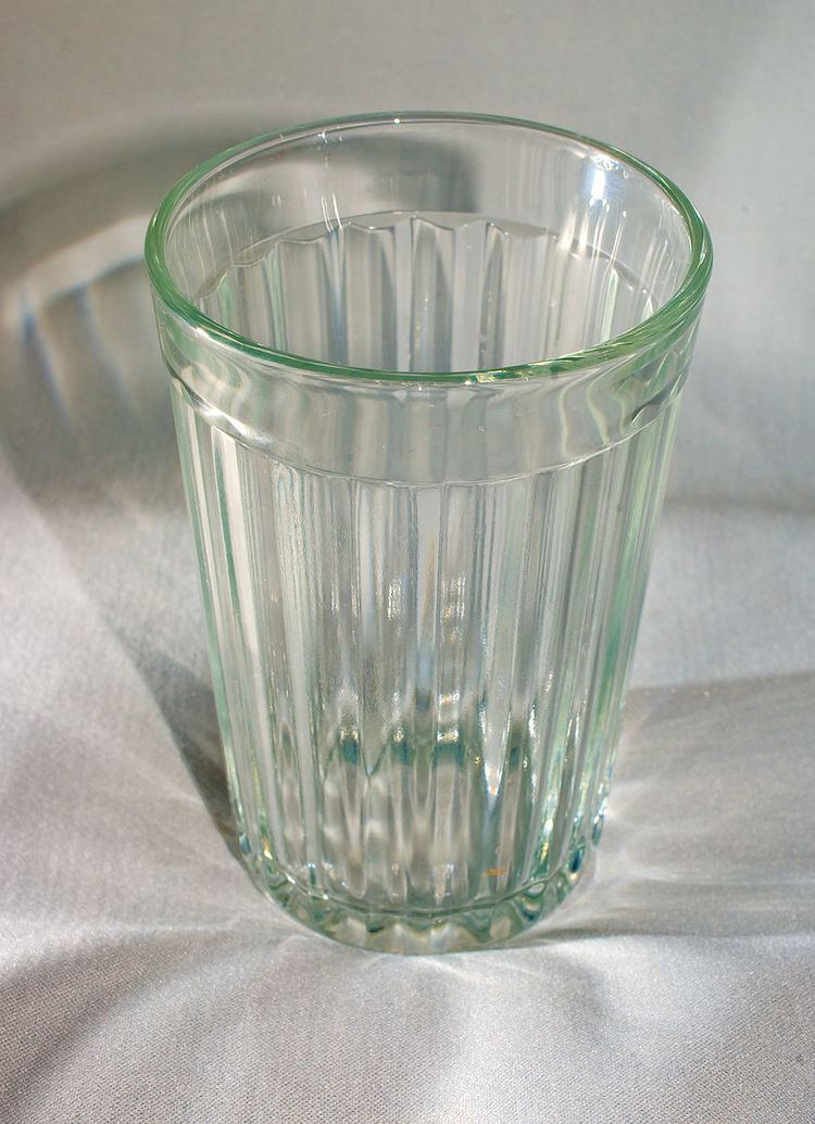 Tumbler (glass)