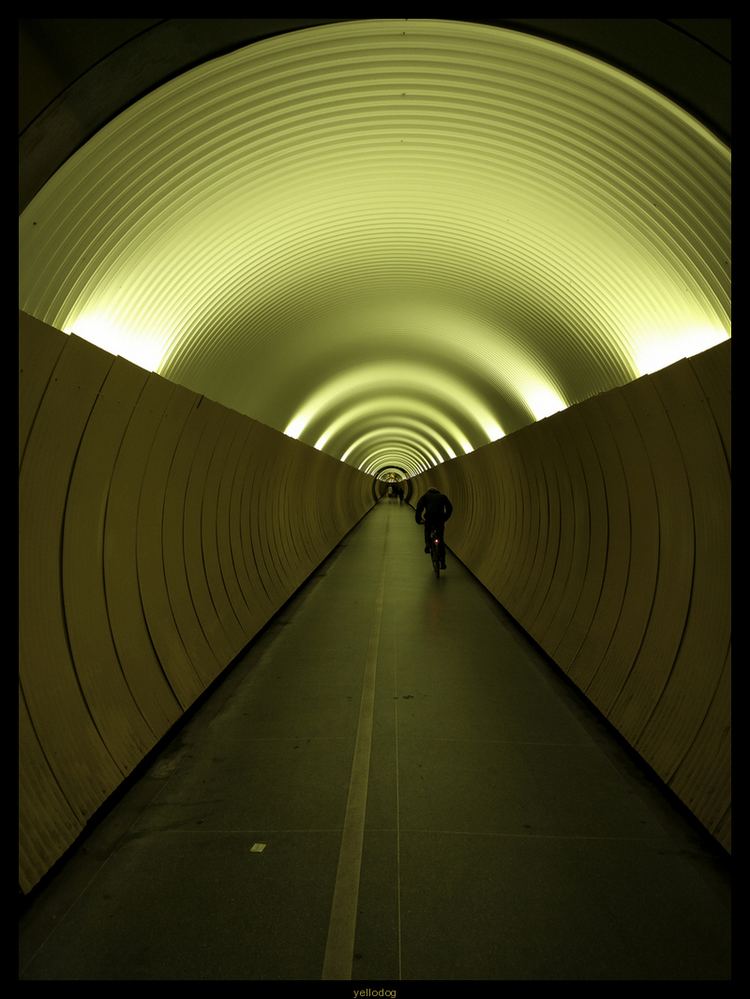 Tunnelgatan httpsmediaphotoblogcomphotos81336135214596