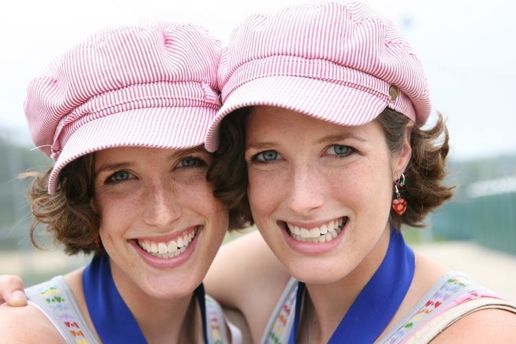 Twin Fraternal And Identical Twins More Likely Than Others To Reach Early