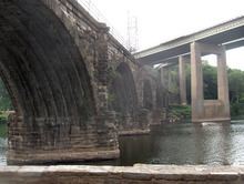Twin Bridges (Philadelphia) httpsuploadwikimediaorgwikipediacommonsthu