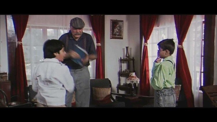 Two Little Indians movie scenes Ye Bachpan ye bachpan new promo movie 2 LITTLE INDIANS