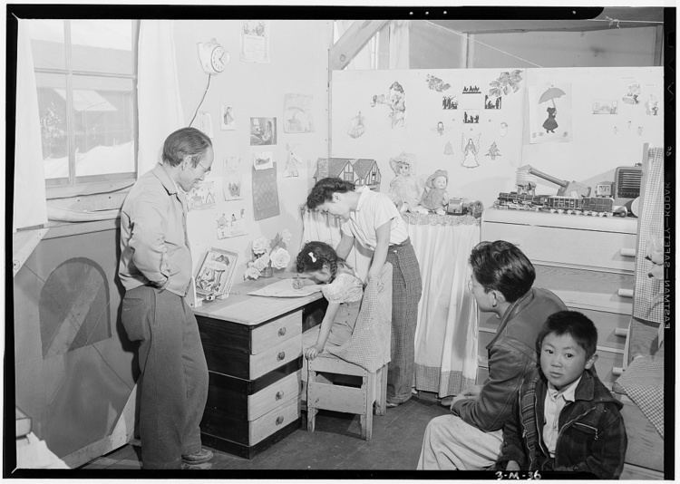 Tōyō Miyatake Tojo Miatake ie Ty Miyatake Family Manzanar Relocation Center