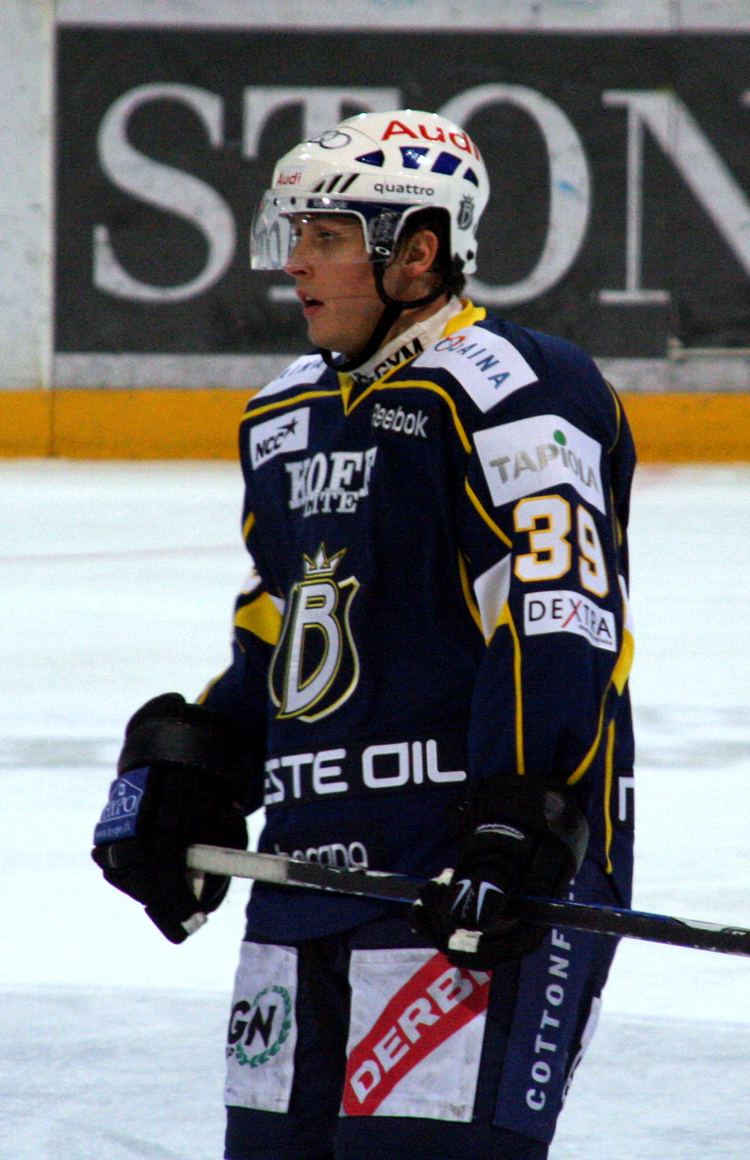 Tyler Arnason FileTyler Arnason Espoo Bluesjpg Wikimedia Commons