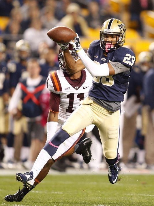 Tyler Boyd (American football) 635698244112840948USPNCAAFOOTBALLVIRGINIATECHATPITTSBURGH68067982JPG