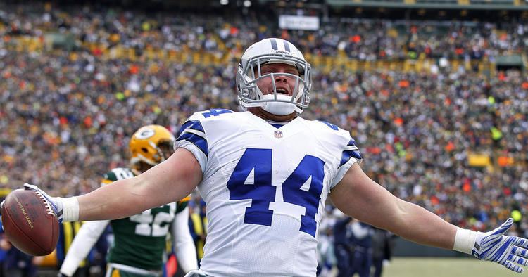 Tyler Clutts Cowboys Swap Fullbacks By ReSigning Tyler Clutts