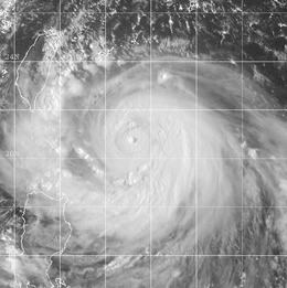 Typhoon Dujuan (2003) httpsuploadwikimediaorgwikipediacommonsthu