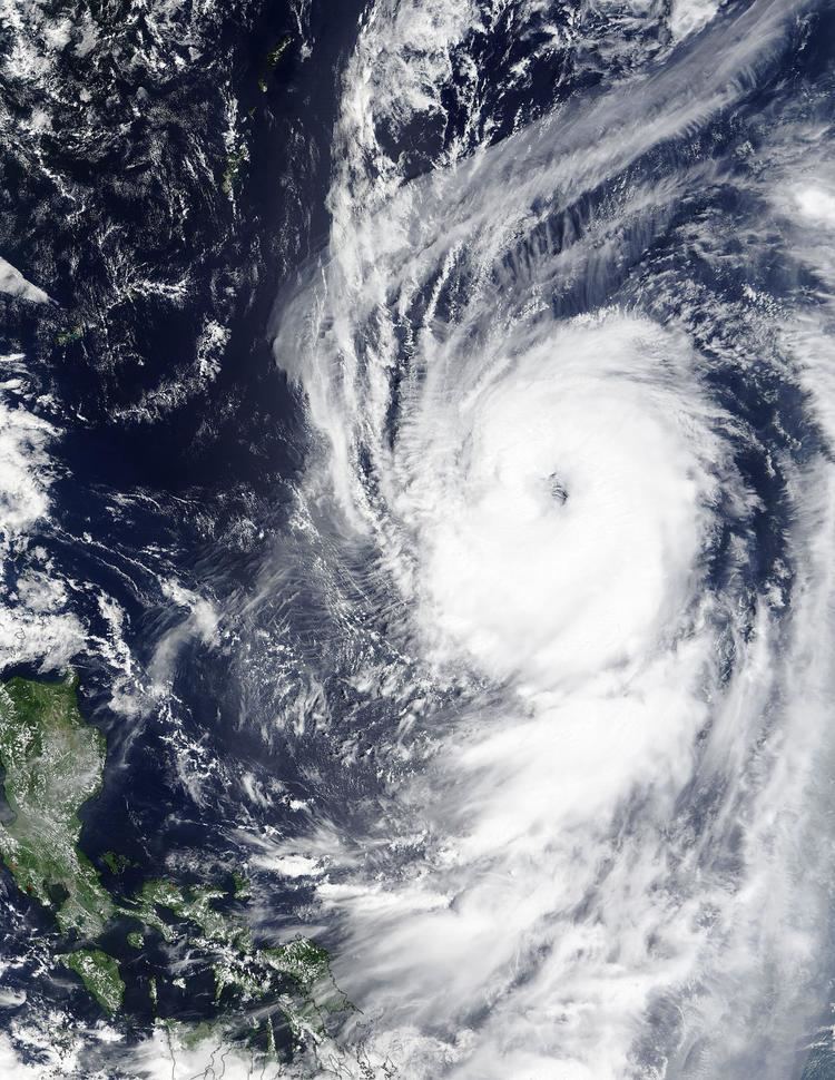 Typhoon Dujuan (2015) Dujuan gives NASA an eyeopening performance