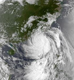 Typhoon Kent (1995) httpsuploadwikimediaorgwikipediacommonsthu