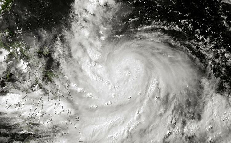 Typhoon Rammasun At least 11 dead as Typhoon Rammasun cuts across the Philippines