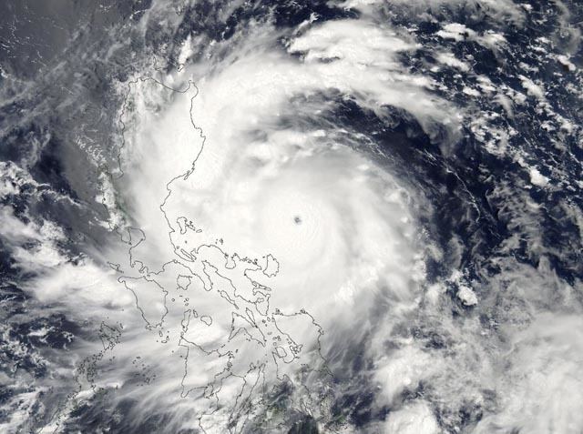 Typhoon Utor Category 4 Super Typhoon Utor Bearing Down on the Philippines