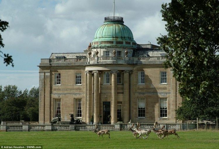 Tyringham Hall That39s quite a markup 25bedroom Grade Ilisted mansion built by