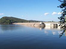 Ubol Ratana Dam httpsuploadwikimediaorgwikipediacommonsthu