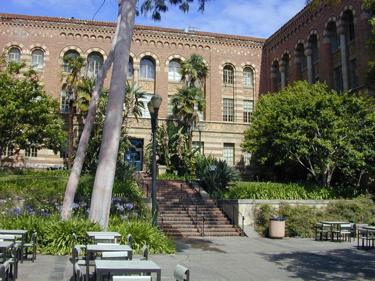 UCLA Graduate School of Education and Information Studies