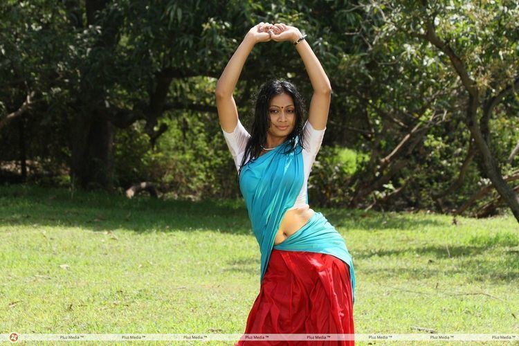 Udhayathara Udhayathara photos hot stills tamil hindi actress