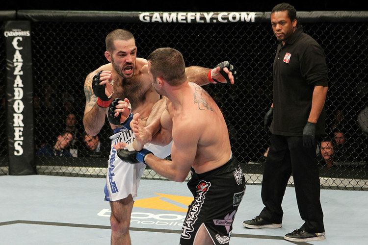 UFC 123 Foster Munoz Barboza Impress in UFC 123 Prelims UFC News