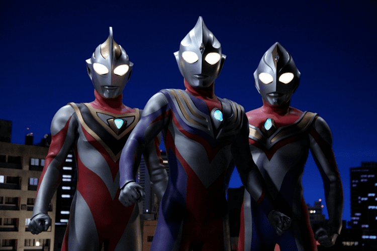Ultraman Mebius & Ultraman Brothers movie scenes Tiga Dyna Gaia The Holy Trinity The latest movie in the Ultraman 