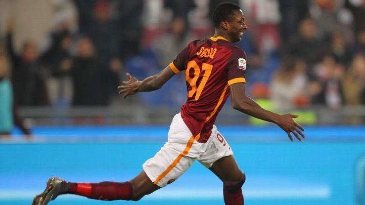 Umar Sadiq Roma end turbulent 2015 with win over Genoa in Serie A