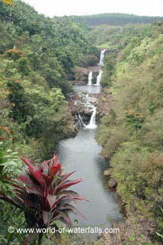 Umauma Falls wwwworldofwaterfallscomimagesUmaumaFalls01