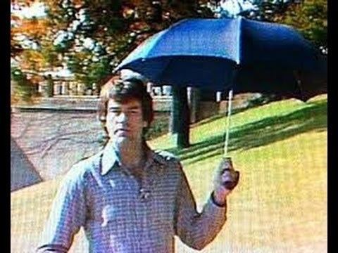 Umbrella man (assassination of John F. Kennedy) httpsiytimgcomviamPcU5YoKIhqdefaultjpg