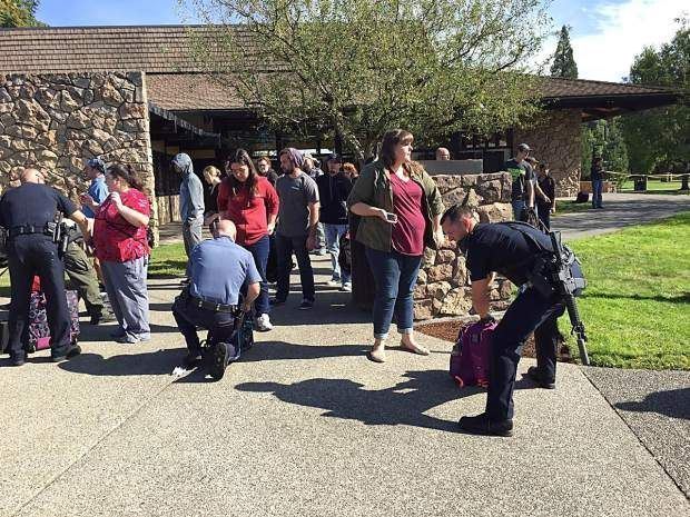 Umpqua Community College shooting Sheriff 10 dead including shooter in Umpqua Community College