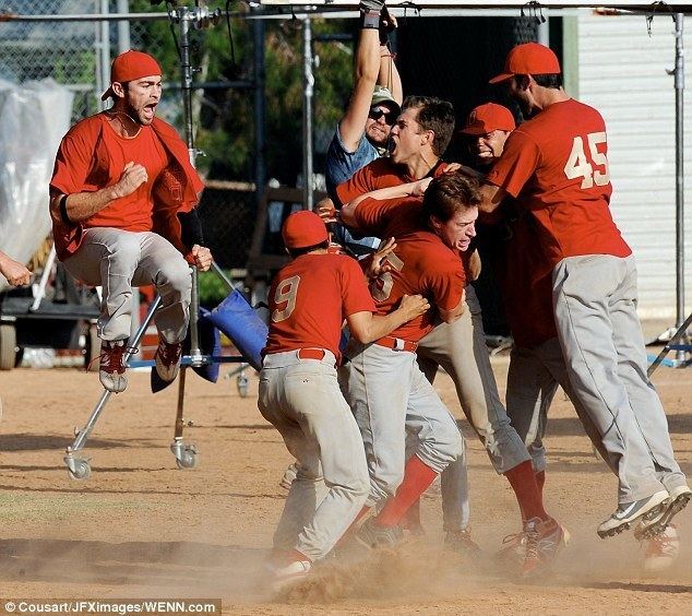 Chace Crawfords sports cuts and bruises on set of new baseball film