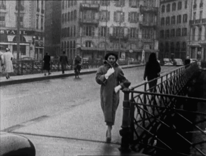 Une femme coquette Une Femme coquette 1955 de JeanLuc Godard Shangols