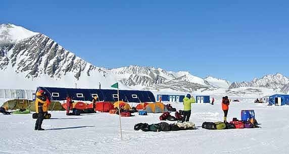 Union Glacier Camp Vinson Dec 26 Team is on The Ice