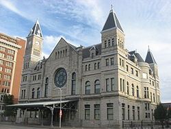 Union Station (Louisville) httpsuploadwikimediaorgwikipediacommonsthu