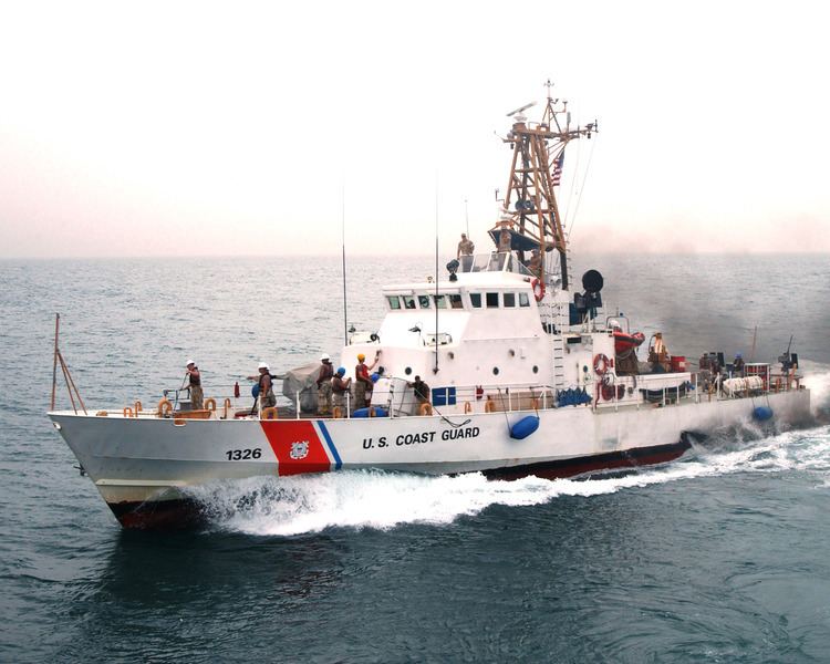 United States Coast Guard Cutter 10 images about coast guard on Pinterest Helicopters Us coast