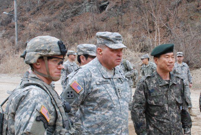 United States Forces Korea United States Forces Korea commander observes training Article