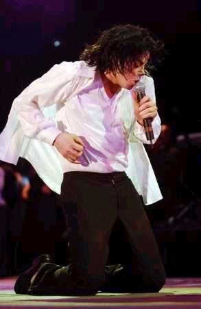 United We Stand: What More Can I Give voabc Michael Jackson Gallery 21 October 2001