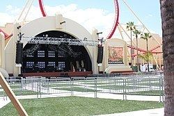 Universal Music Plaza Stage httpsuploadwikimediaorgwikipediacommonsthu