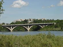 University Bridge (Saskatoon) httpsuploadwikimediaorgwikipediacommonsthu