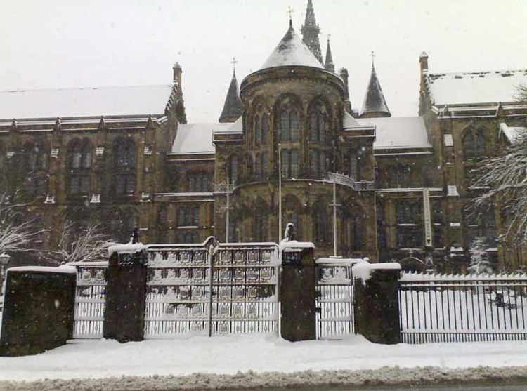 University of Glasgow Memorial Gates