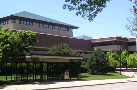 University of Wisconsin-Milwaukee Libraries