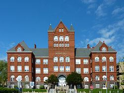 University of Wisconsin Science Hall httpsuploadwikimediaorgwikipediacommonsthu