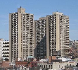 University Village (Manhattan) httpsuploadwikimediaorgwikipediacommonsthu