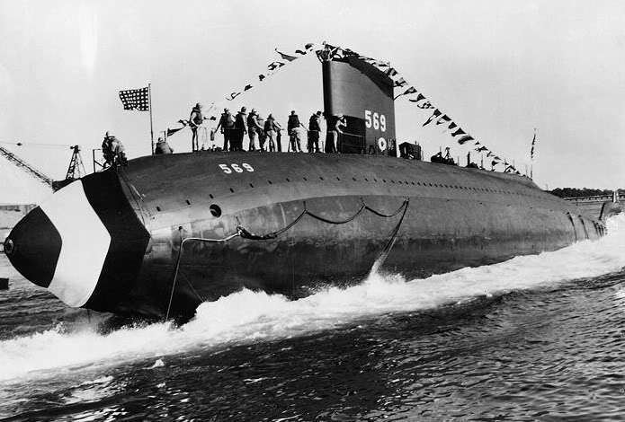 Unrestricted submarine warfare Unrestricted submarine warfare is a type of naval warfare in which