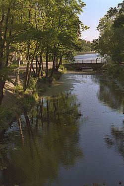 Upper Pond (Kaliningrad) httpsuploadwikimediaorgwikipediacommonsthu