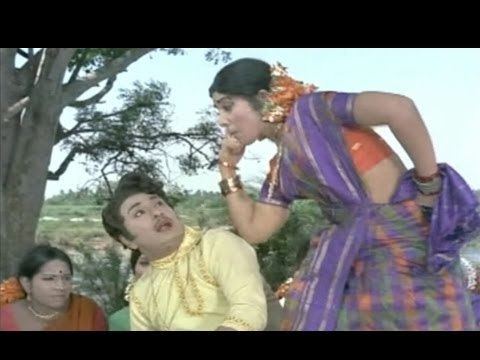Urimaikural Mattikittaradi Urimai Kural MGR Lata Tamil Song YouTube