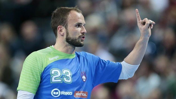 Uroš Zorman Uros Zorman stays in Kielce until 2017 Handball Planet