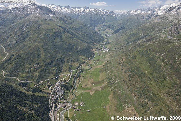 Urserental Urserental UrserenGarveraMulde Luftbilder der Schweiz