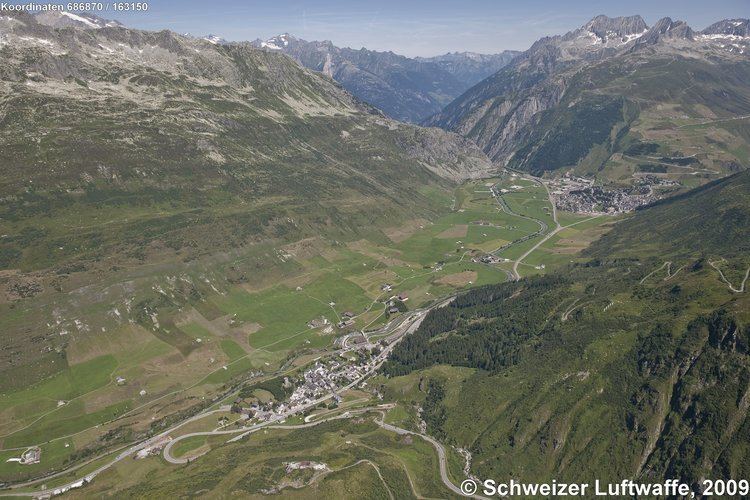 Urserental Urserental UrserenGarveraMulde Luftbilder der Schweiz
