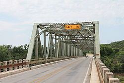 US 281 Bridge at the Brazos River httpsuploadwikimediaorgwikipediacommonsthu