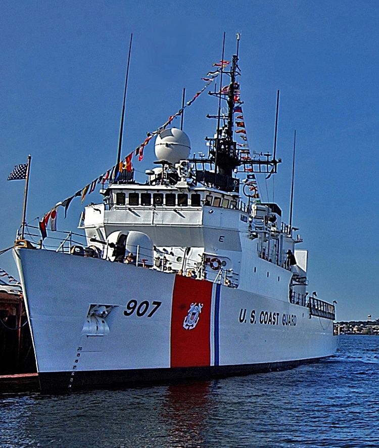 USCGC Escanaba (WMEC-907) USCGC Escanaba Trains with Colombian and Honduran Navy Coast Guard