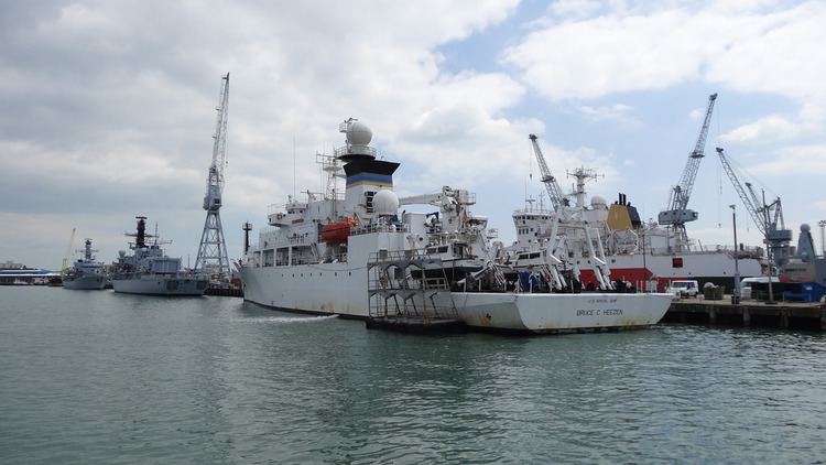 USNS Bruce C. Heezen (T-AGS-64) USNS Bruce C Heezen TAGS64 Pathfinder Class oceanogra Flickr