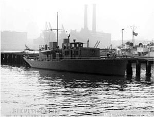 USS Aide De Camp (IX-224) httpsuploadwikimediaorgwikipediacommonsthu