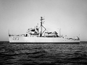 USS Avenge (AM-423) httpsuploadwikimediaorgwikipediacommonsthu