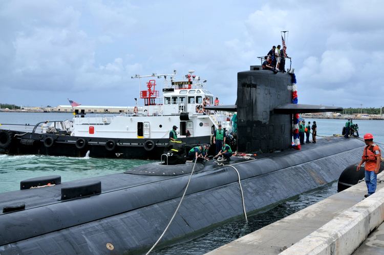 USS Buffalo (SSN-715) FileUS Navy 110725NBQ308019 The Los Angelesclass attack