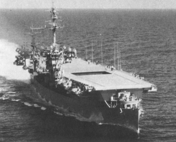 USS Cabot (CVL-28) MaritimeQuest USS Cabot CV28 CVL28 AVT3 Ex Wilmington CL79